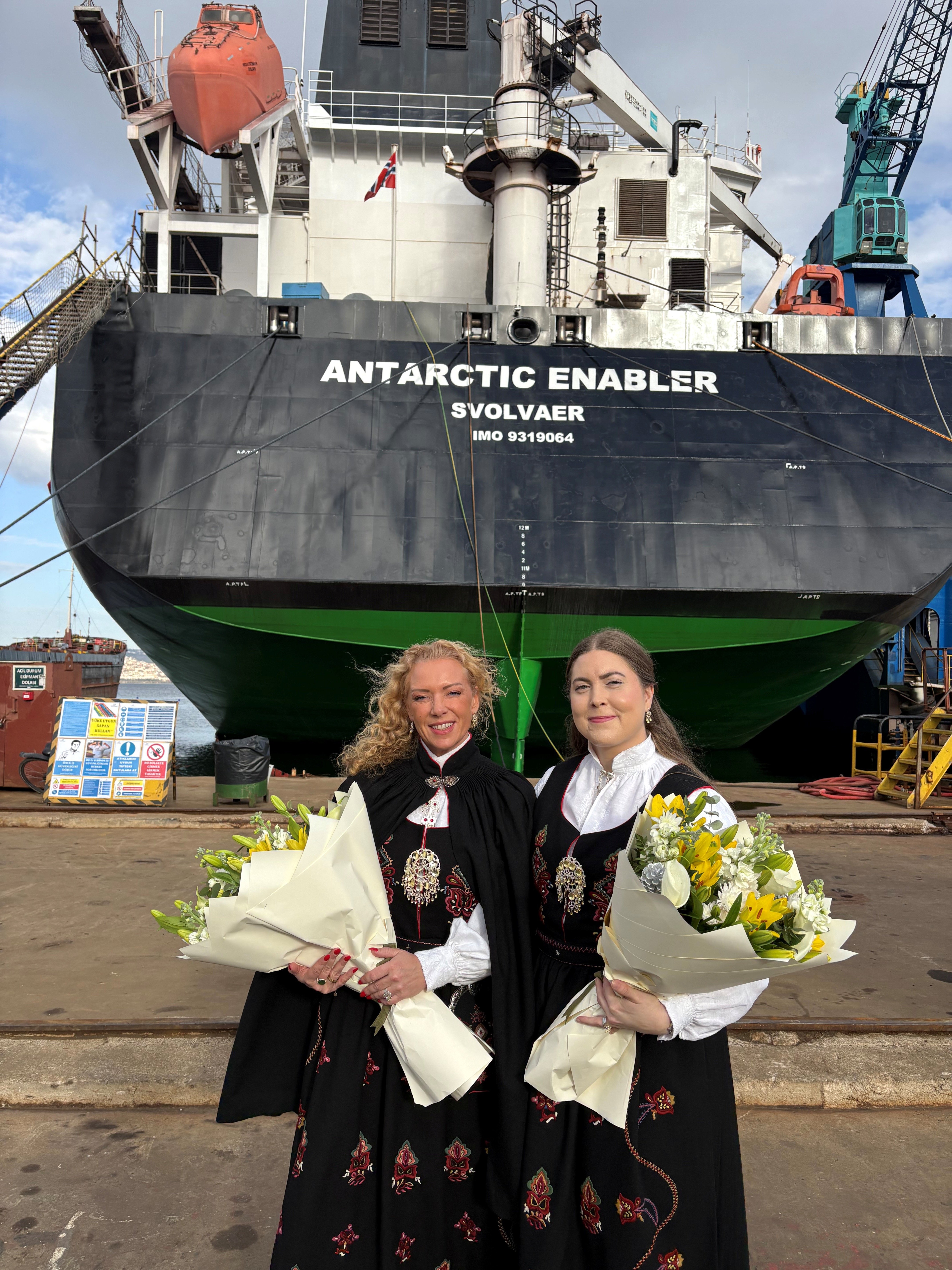 Godmother Sylvia Kirkenes and Isabel Grytte Holmeset